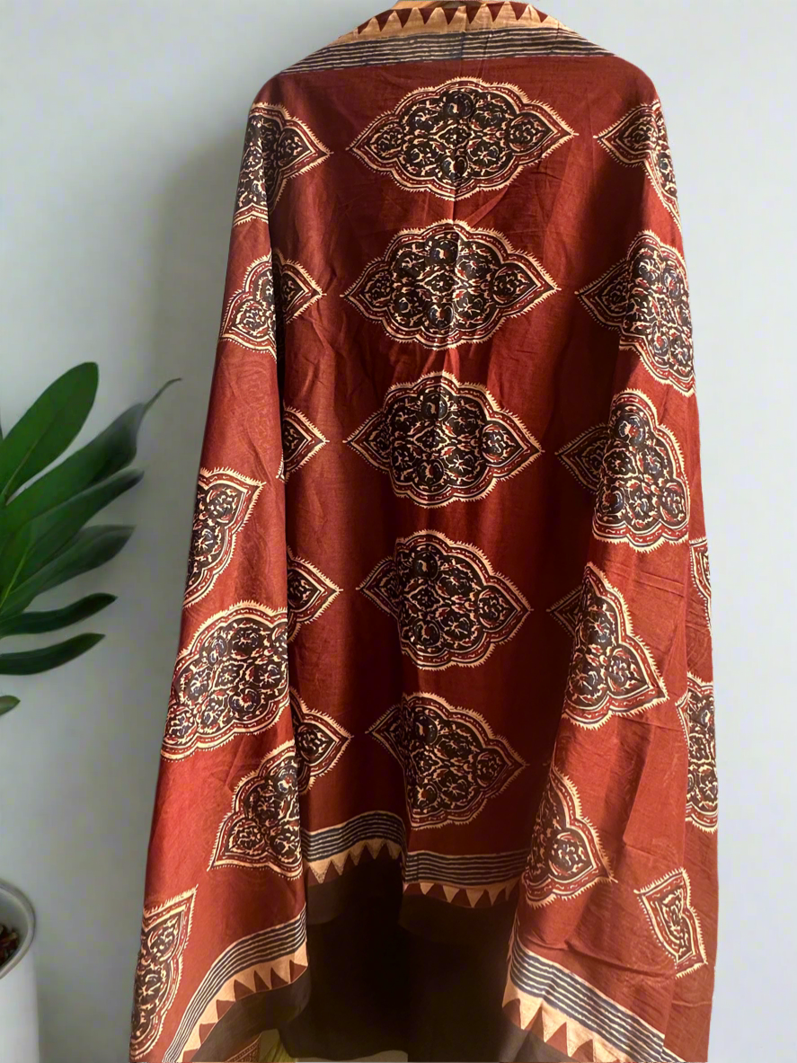 Kalagram Tales – Ajrakh-Inspired Cotton Suit Set