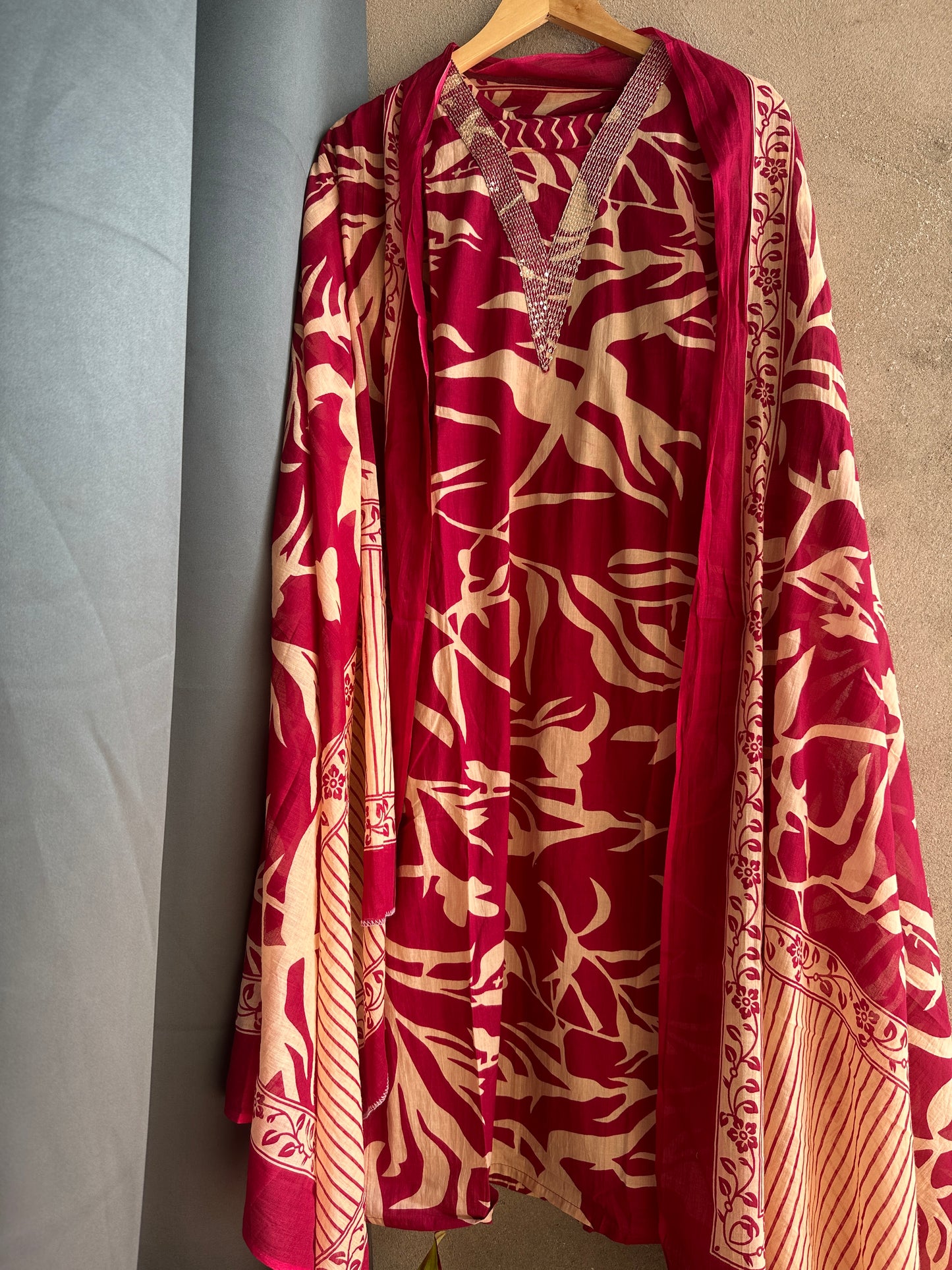 Noor-e-Gulab – Sippi Work Flex Cotton Suit Set